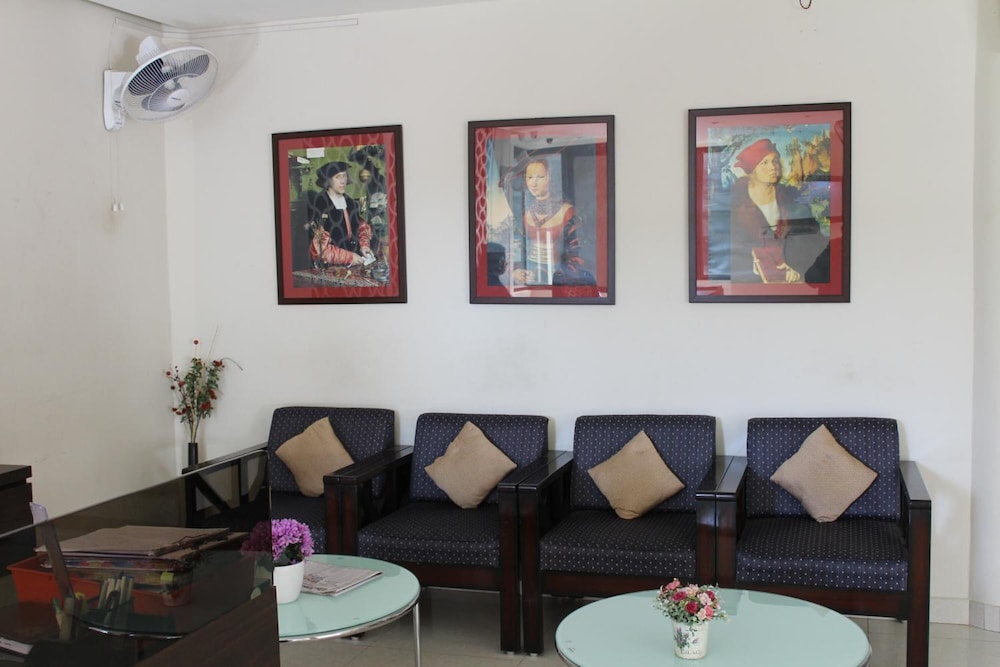 Dibrugarh Club House