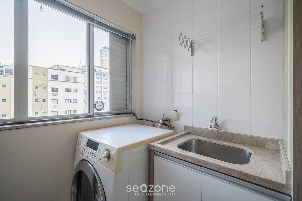 Cozy 3BR apt W/balcony sea View Cet1702