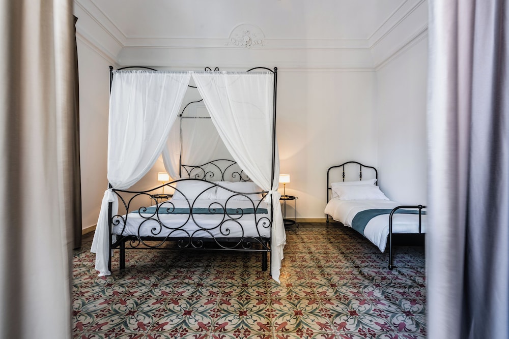 Catania Historical Escape by Wonderful Italy