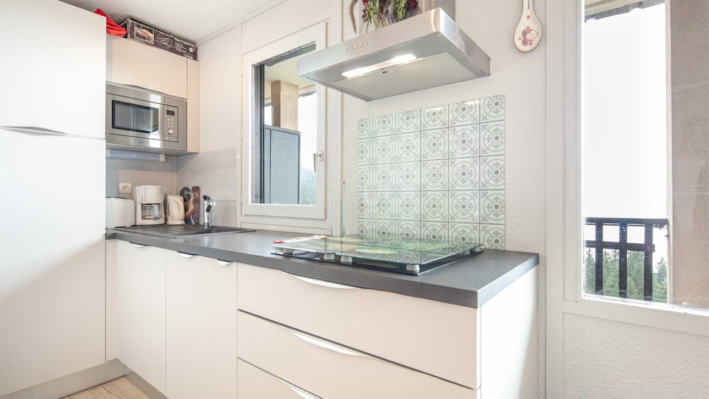 Valley-view Apartment in Chamrousse
