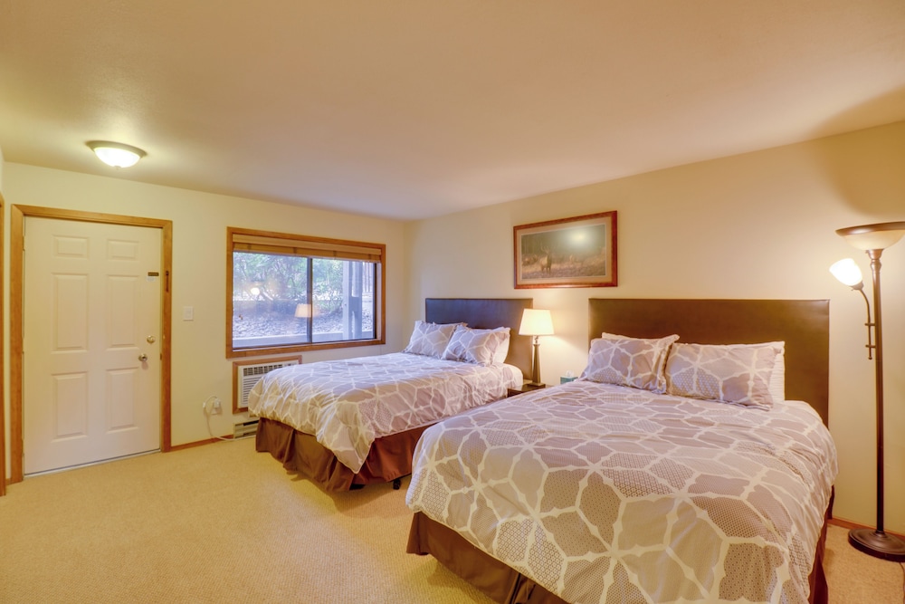 Bigfork Condo w/ Hot Tub Access, By Lake! view 5