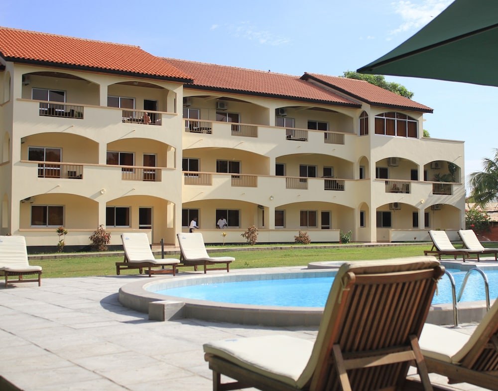 Kololi Beach Resort
