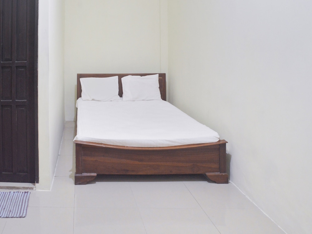 OYO 91424 Belfano Guest House