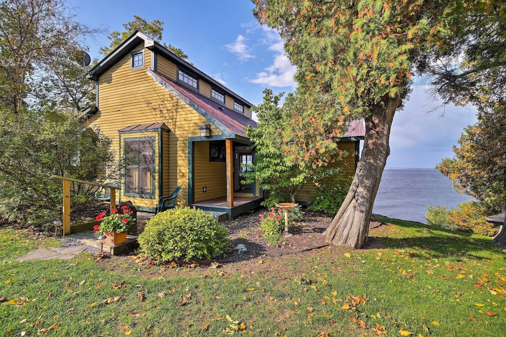 Lake Champlain Cottage w/ Private Deck & Fire Pit! view 5