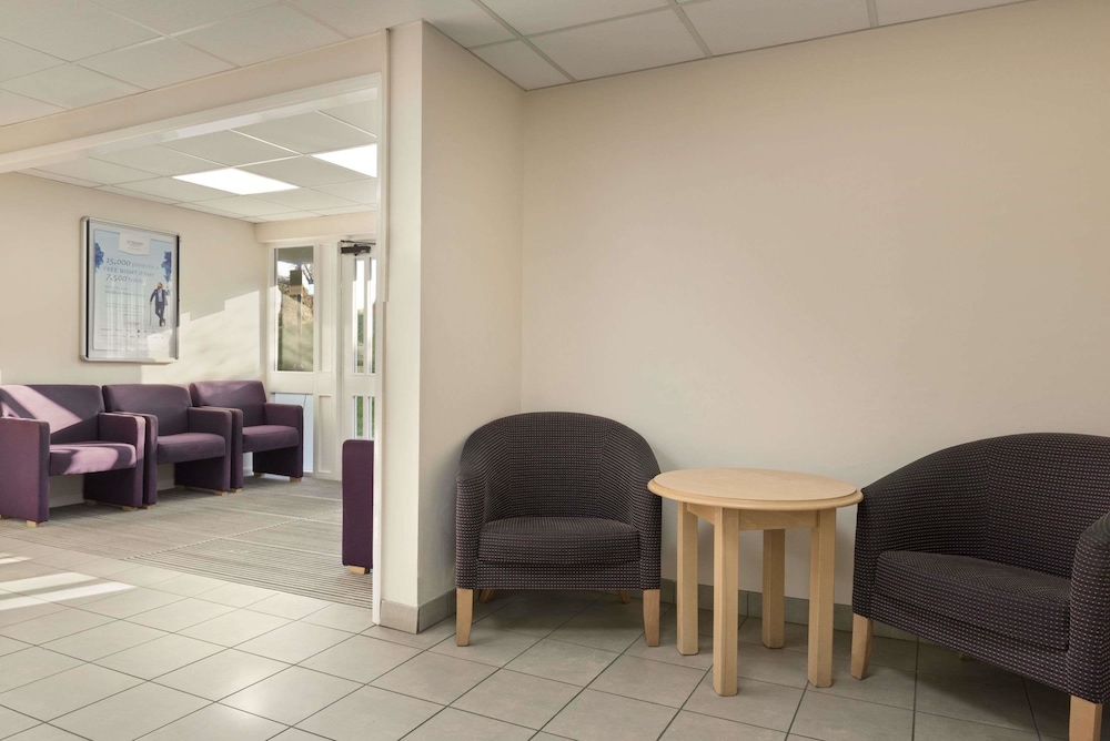 Winchester Vacations - Days Inn by Wyndham Sutton Scotney North - Property Image 3