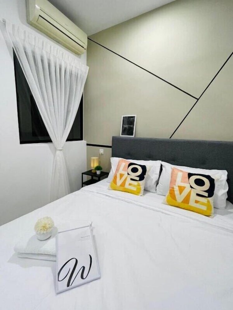 Manhattan Suites IPOH Waterpark by uBook