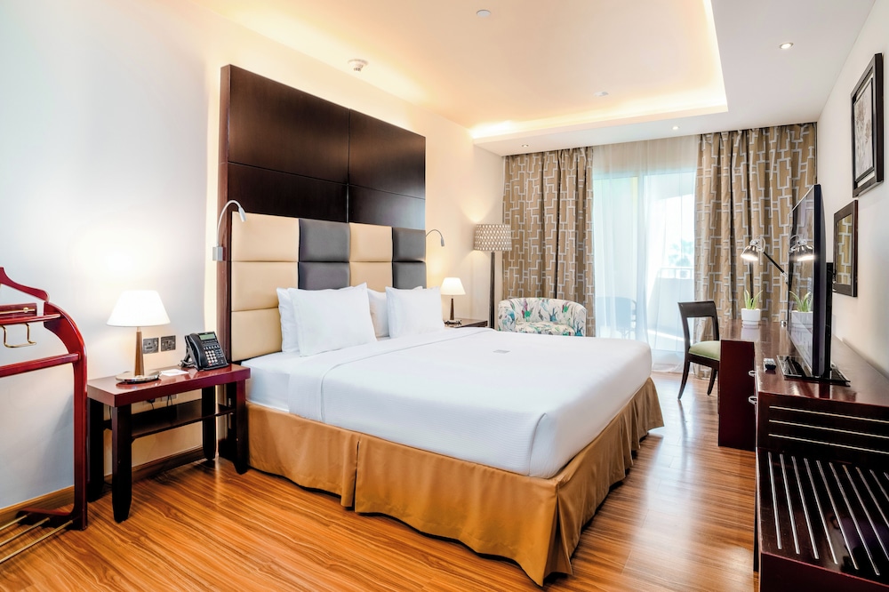 Abu Dhabi Vacations - Metropolitan Al Mafraq Hotel - Property Image 17