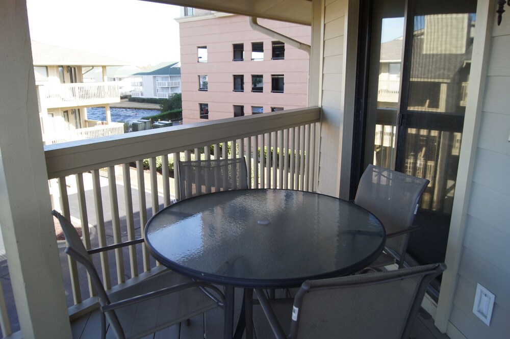 Tilghman Lakes B3 by RedAwning