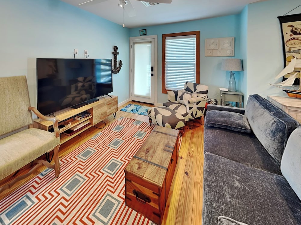 Beach-Inn by Silver Sands Vacation Rentals