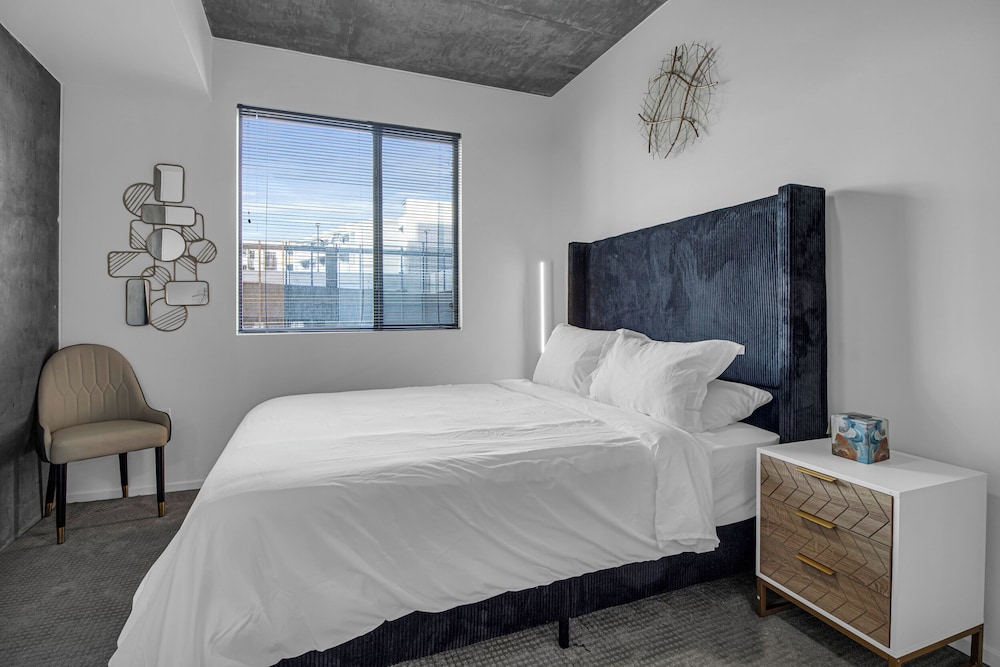 Phoenix Urban Luxury Escape