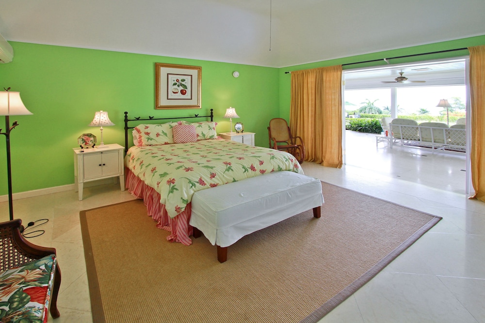 Sea Island, 6BR by Jamaican Treasures