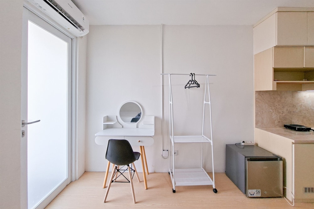 Cozy Stay Studio At Sudimara Forestwalk Apartment