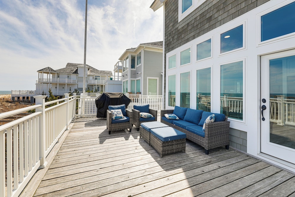 Steps to Shore: Spacious Bethany Beach Retreat