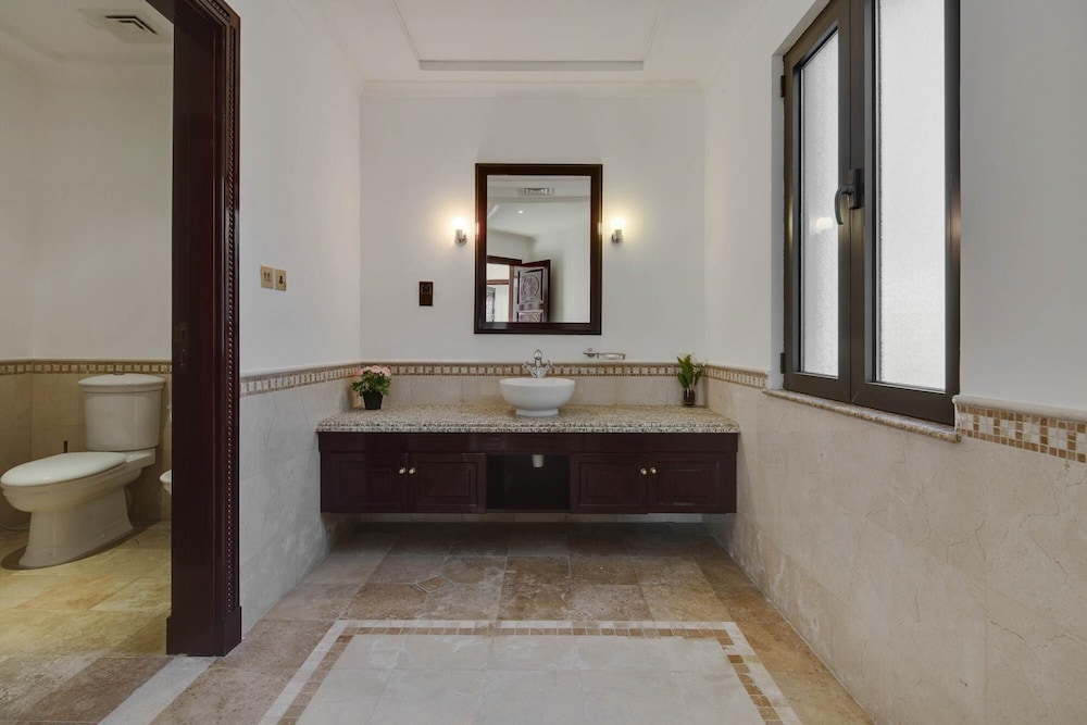 5 Villa w Private Pool Beach on Palm Jumeirah
