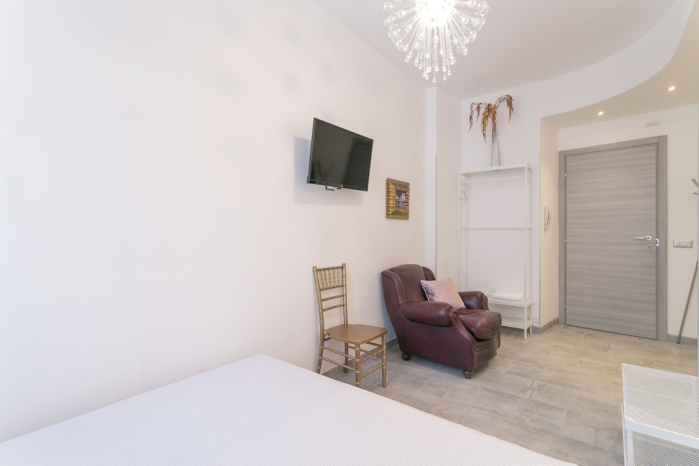 2 Studios Combined - Milano Centrale