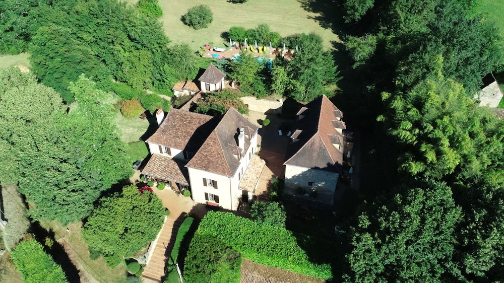 Le Noyer Residence - Property Image 108