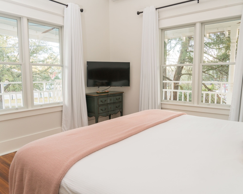 Abita Springs Hotel