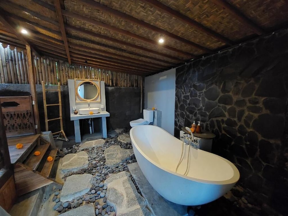 D'Ethnic Ubud Joglo View Villas by EPS