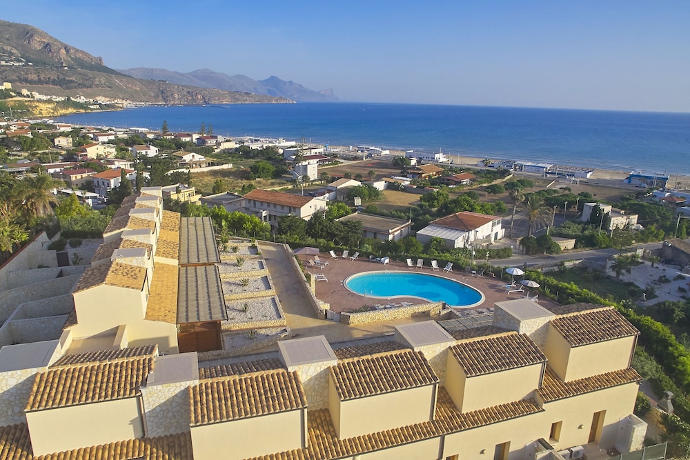 Riva Sea Apartments