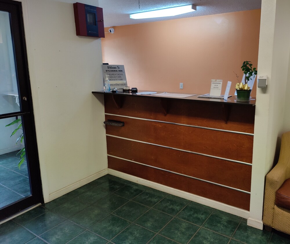 Photo 6
