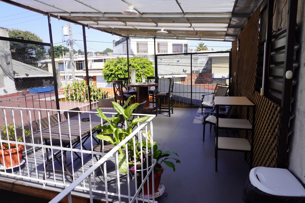 Hostal Guatefriend's - Hostel