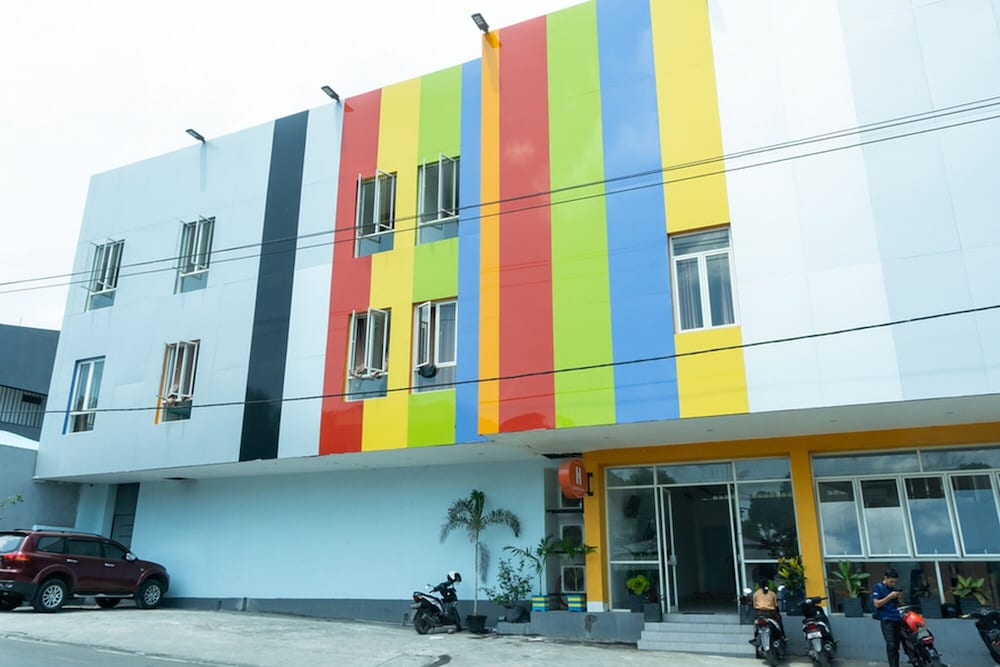 RedDoorz Plus @ Ende City Center view 3