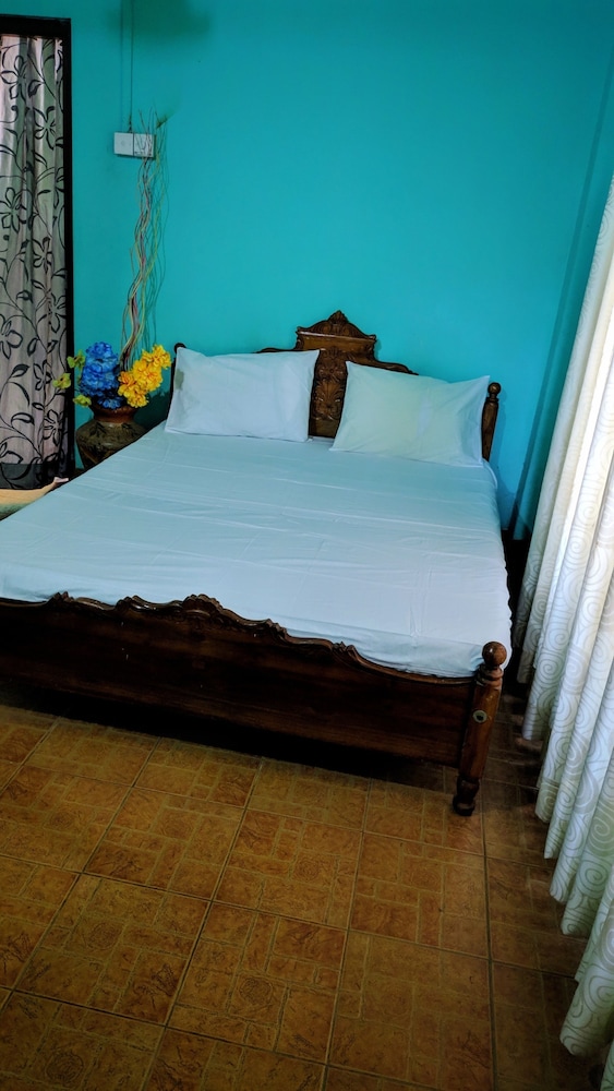Udula Guest view 3