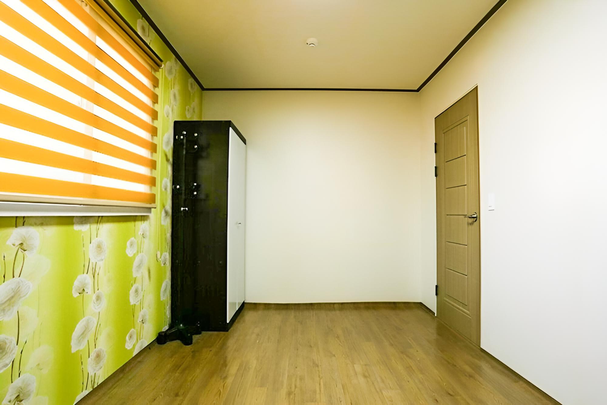 Yangpyeong San and Gang Pension view 5