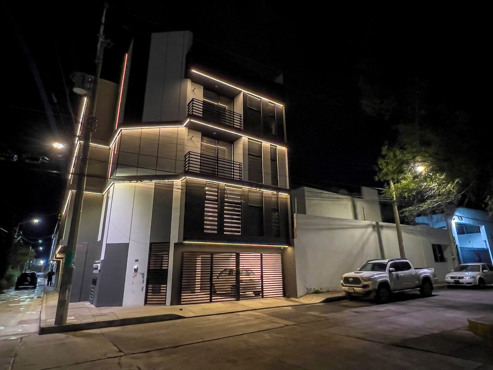 1BR Flat with Smart Access & Parking view 5