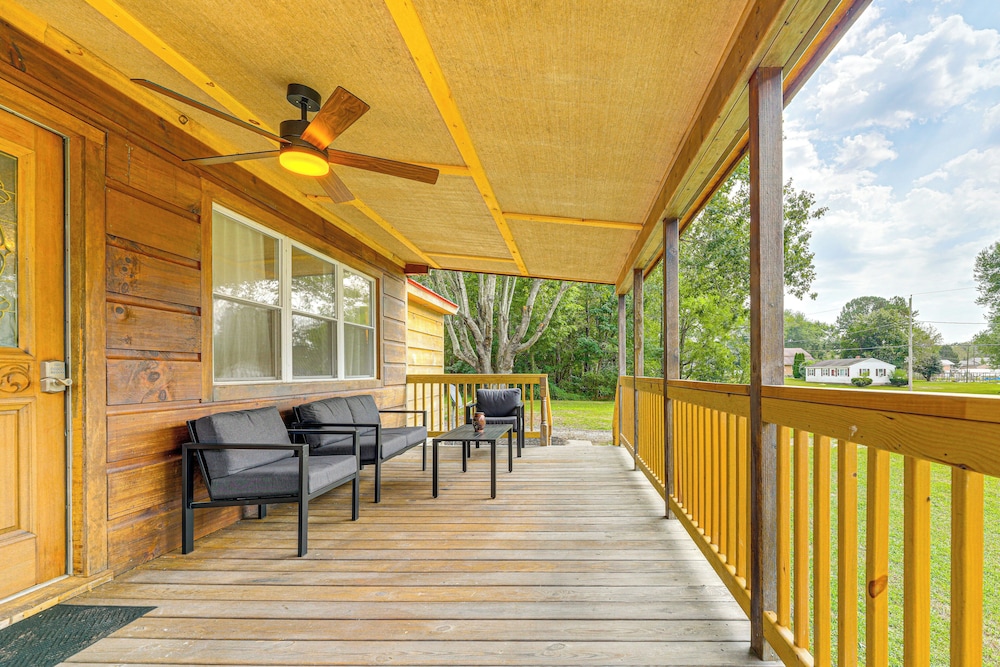 Dog-friendly Retreat Near Delaware Bay
