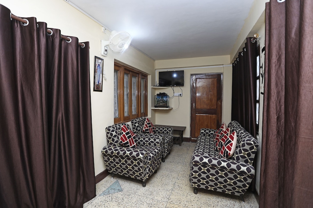 OYO 12437 Home Valley View 2BHK Villa Gun Hill