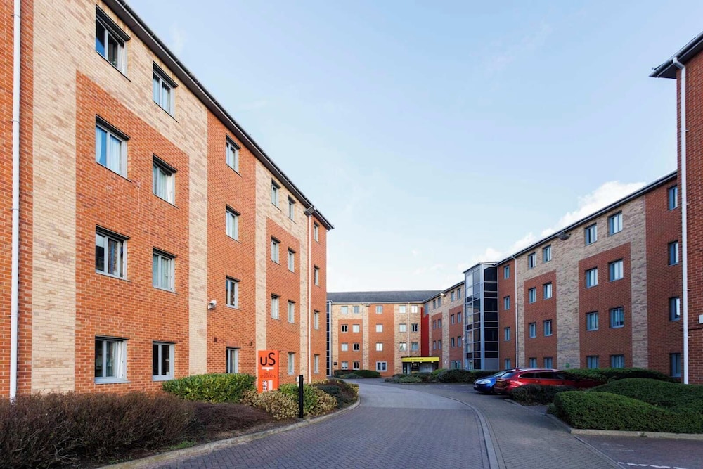 Student Only St Peters Court