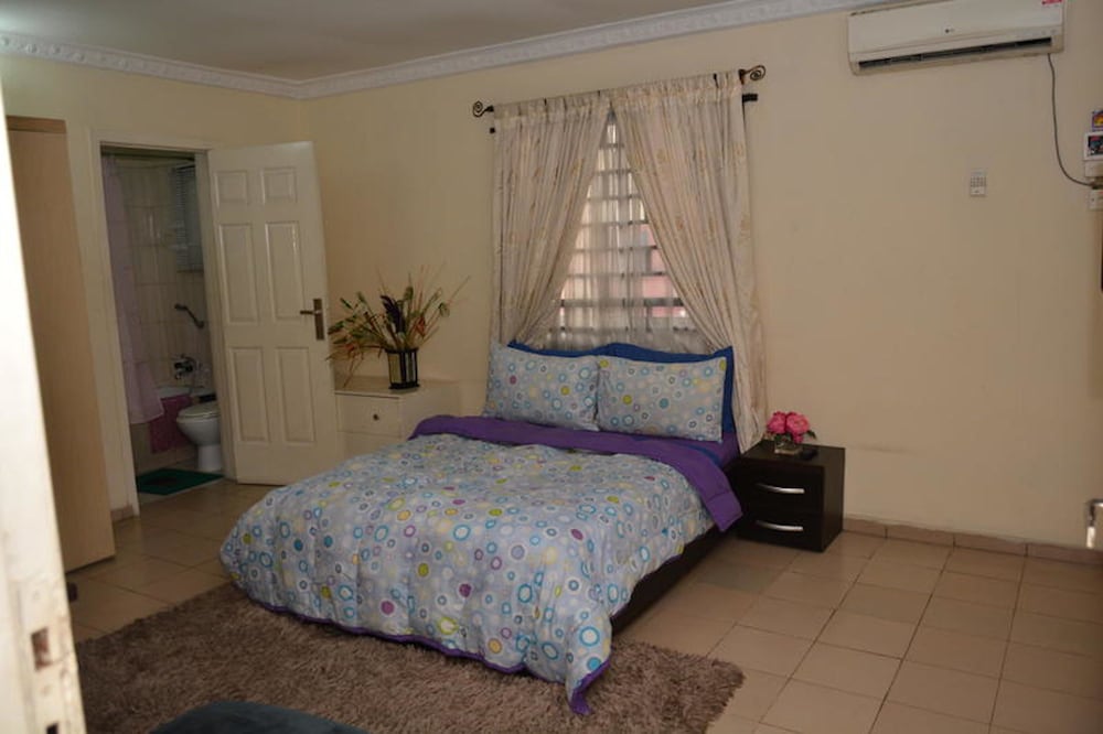 Flat A and B by Aishar Court view 2