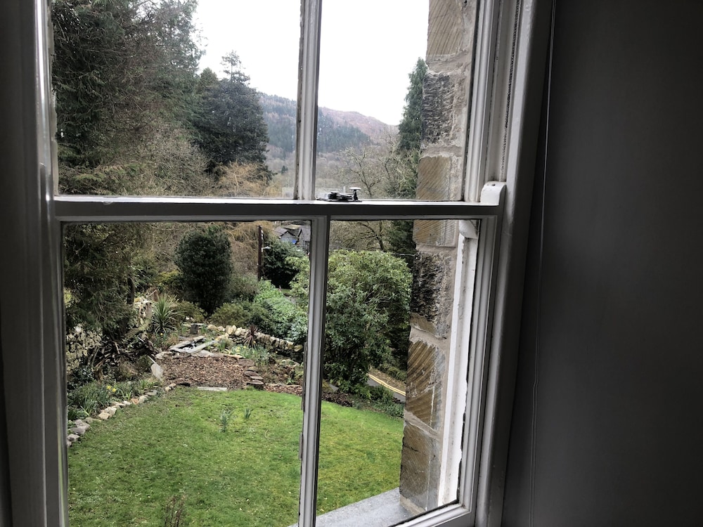 Summer Hill Guest House