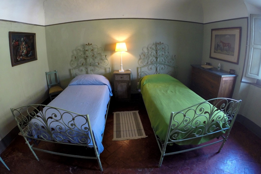 Bassetto Guesthouse & Apartments