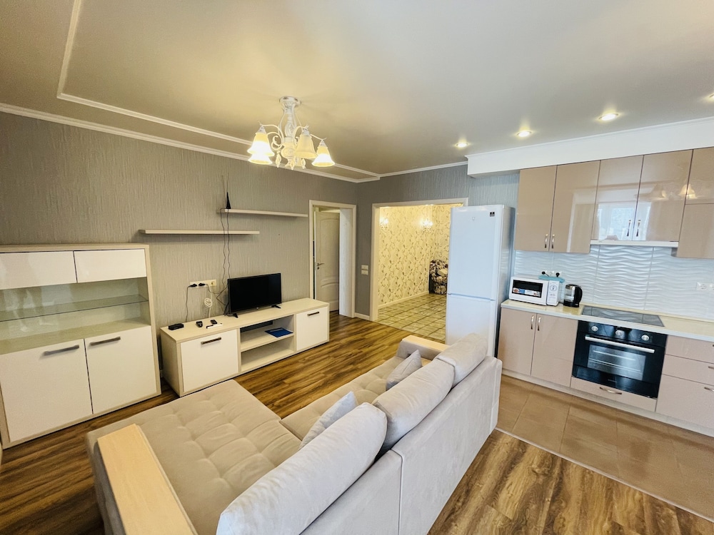 Clever House Apartments