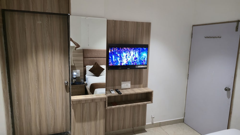 Gokul Guest House