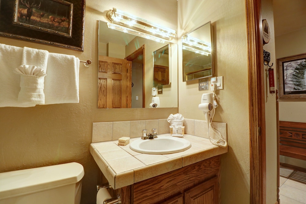 SkyRun Copper Mountain Resort Vacation Lodging