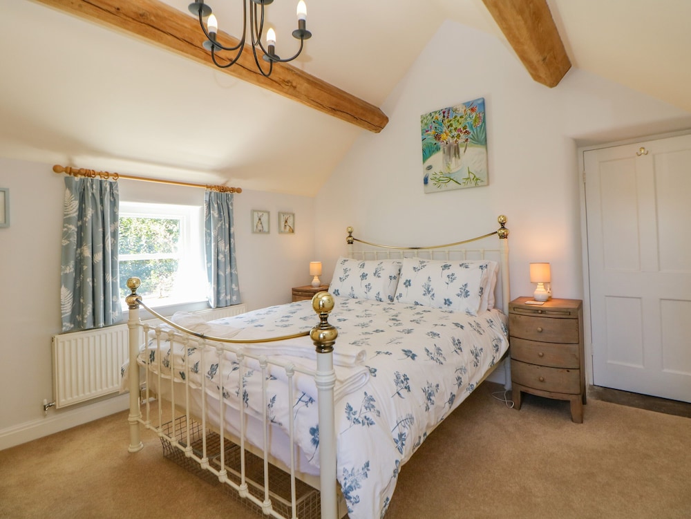 Hill Cottage