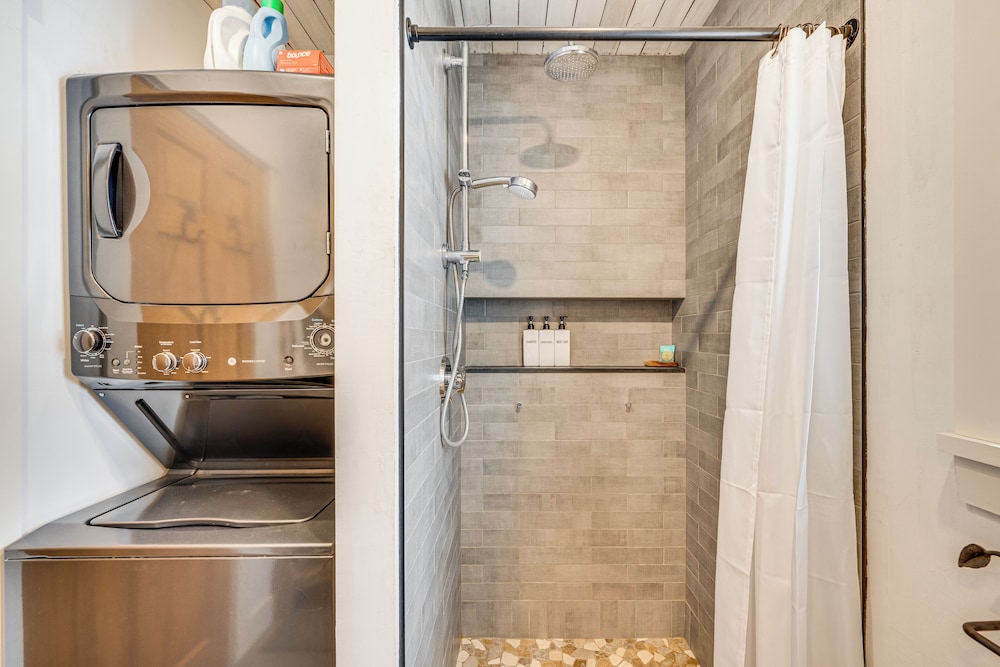 Ride From Your Door: Cabin w/ Vast Trail Access!