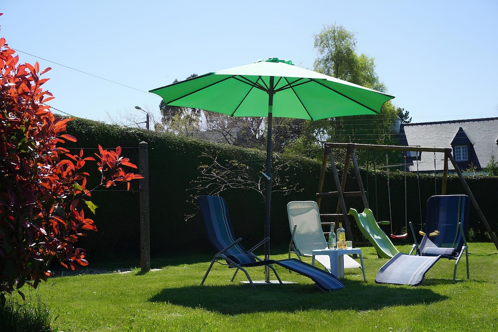 Charming Breton House Near Petit Havre Beach