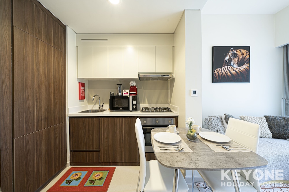 KOHH – 1BR in DAMAC Reva Residences