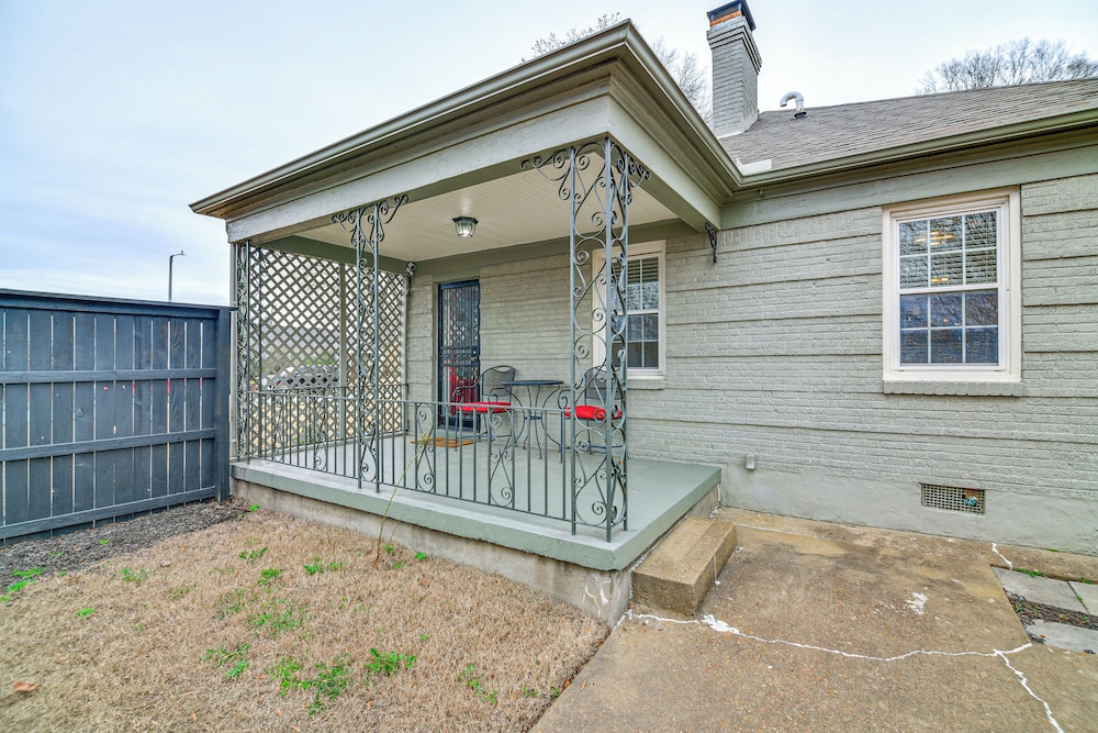 Spacious Memphis Retreat: 5 Mi to Downtown Beats!