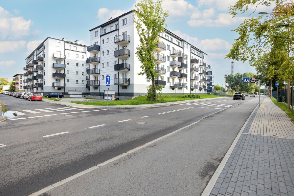 Apartment Luzycka 15 by Renters view 5