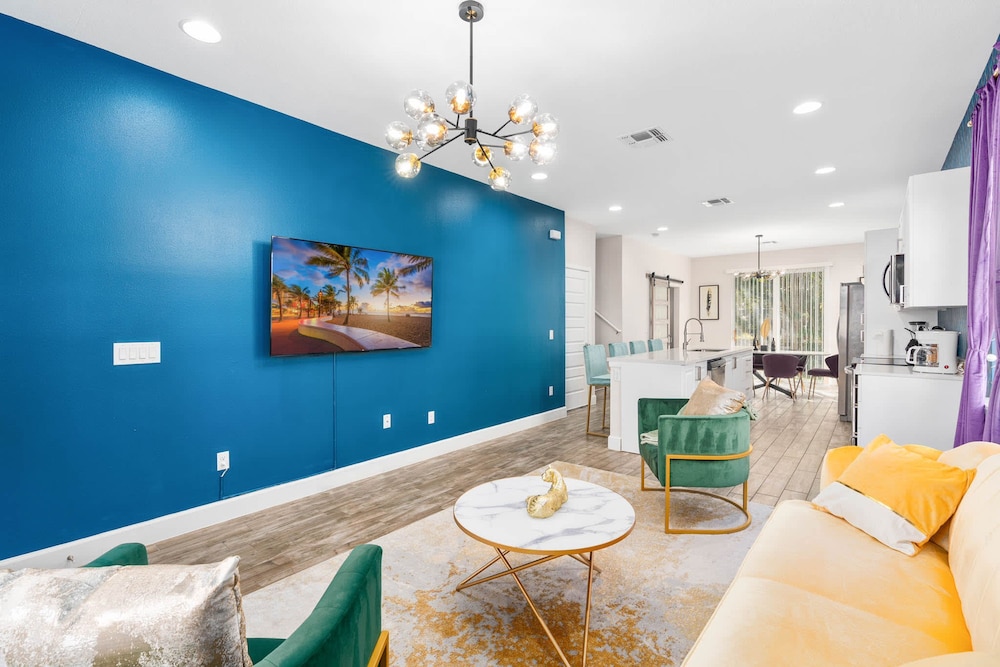 Super Luxe- Sleeps 17 W Designs Near Disney