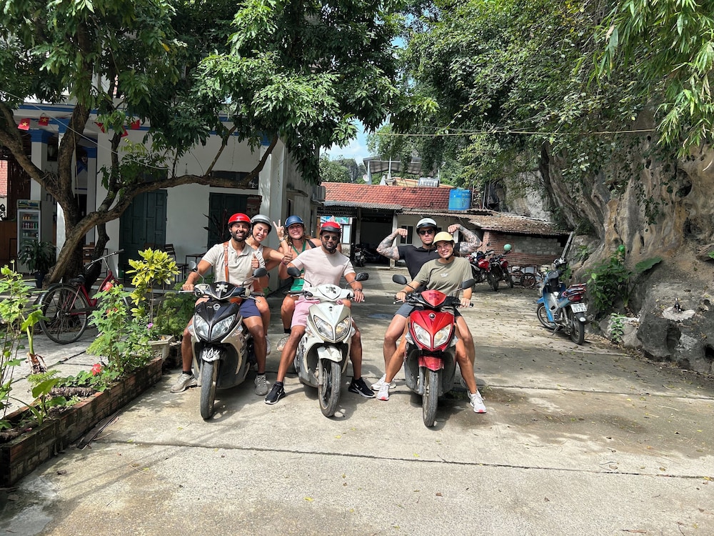 Tam Coc Bungalow