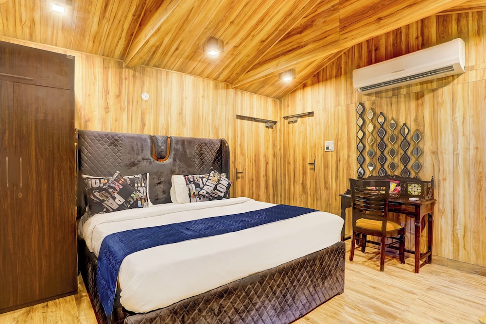 Alaya Stays Fortezza | Pet-friendly 6-BHK Farmhouse With Private Pool