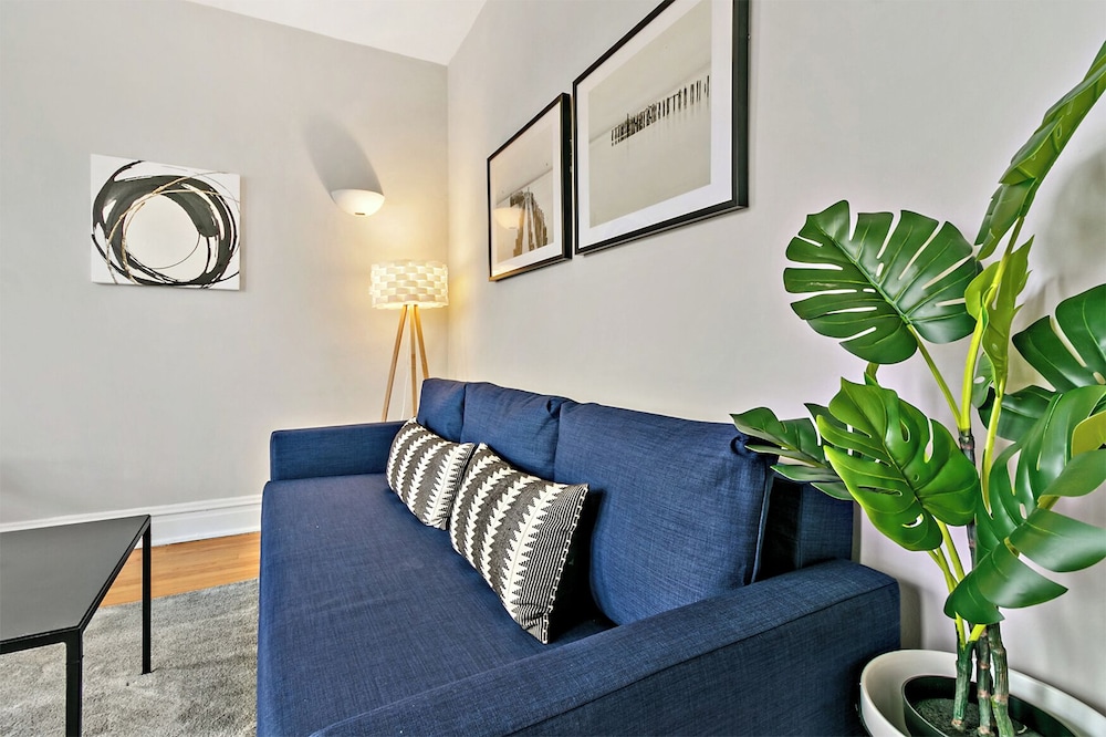 2BR in Prime Location - Grace 09-2