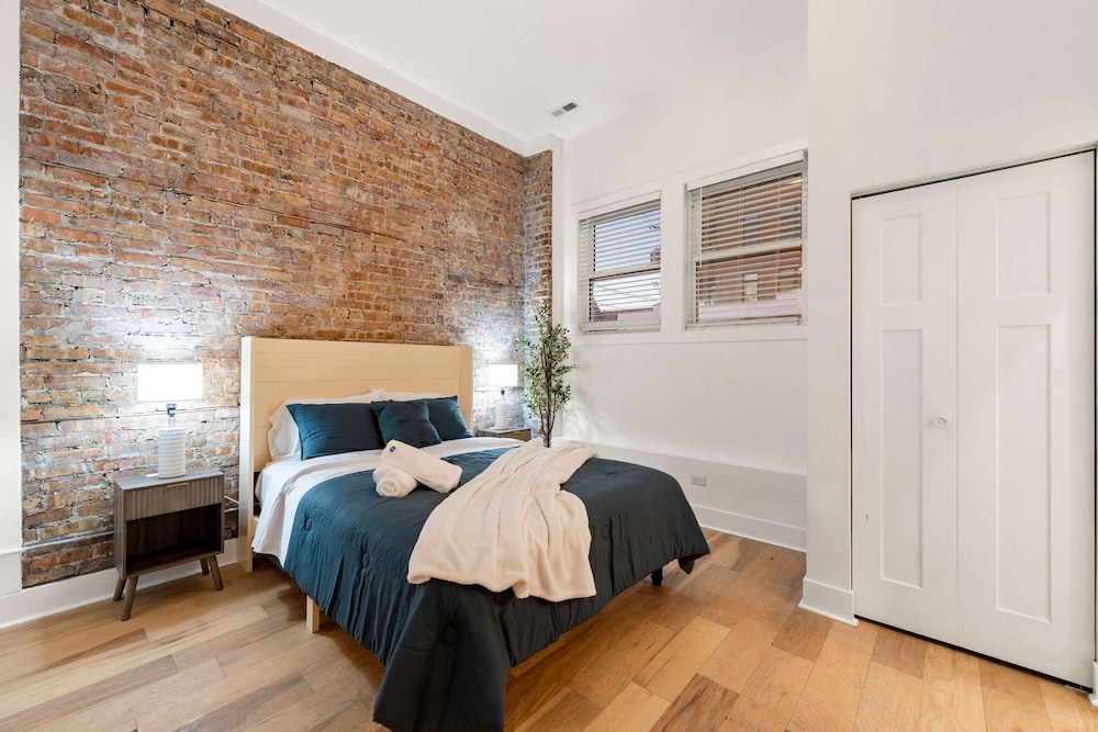 New West Town Listing