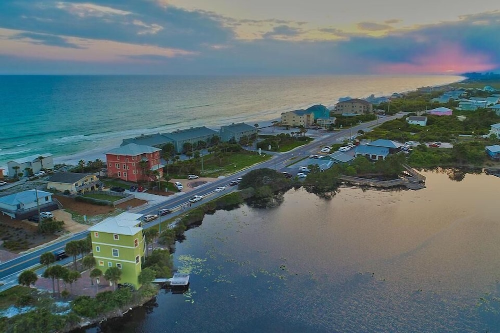 LILLY PAD 3 Bedroom Holiday Home by Five Star Properties